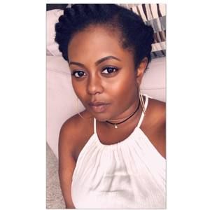 Meet your Posher, Whitney